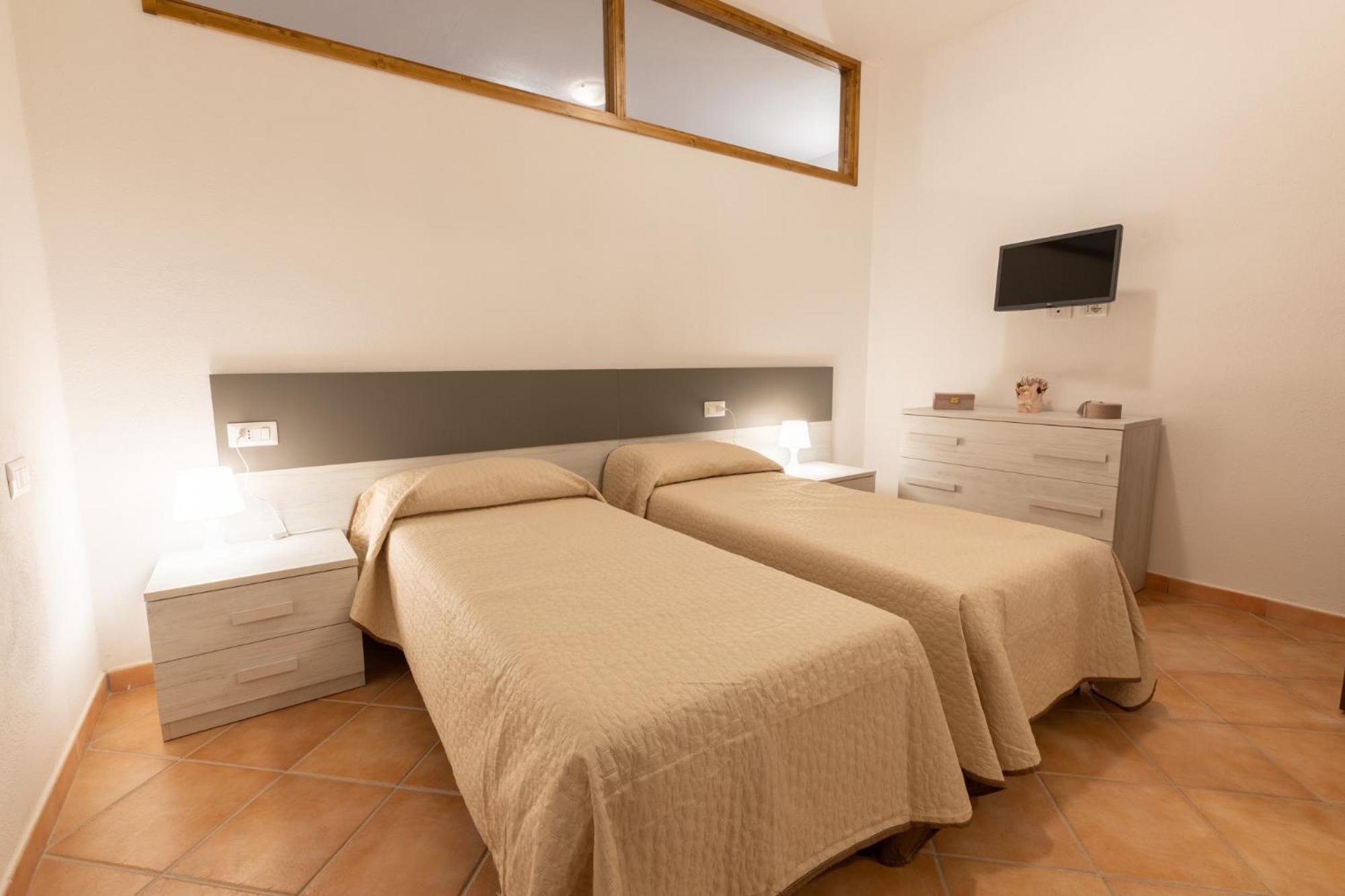 Nuovi Appartamenti Tri E Bilocali In Residence Con Piscina A Porto Cervo 800Mt Mare Liscia di Vacca Extérieur photo